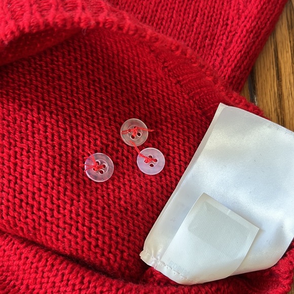 Moncler red cashmere sweater - Picture 13 of 14